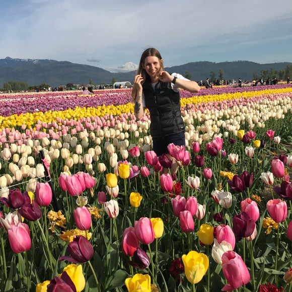 Meet Danielle! - Picture 3 of 7